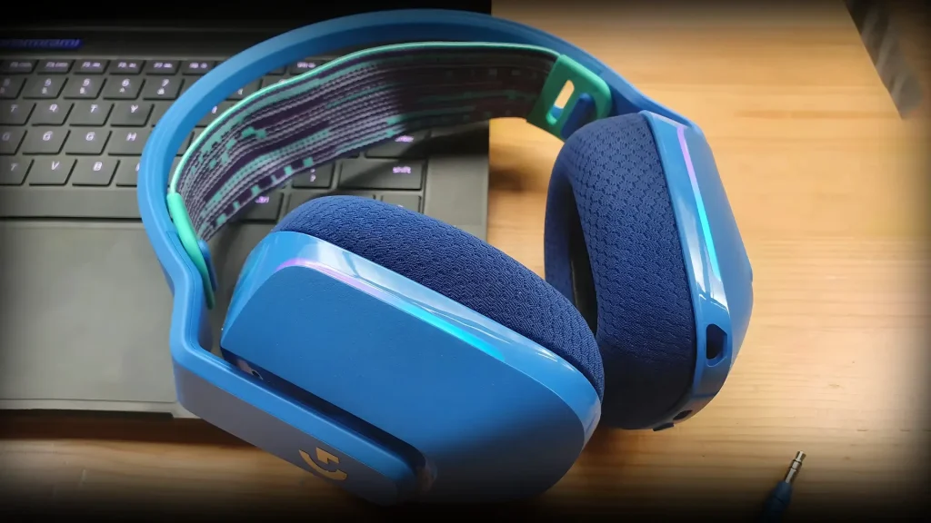 Logitech G733 Lightspeed is one of Top 10 Wireless Gaming Headsets that Provide the Longest Battery