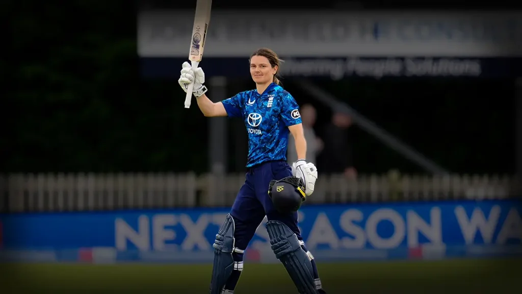 Amy Jones: Top 10 Women’s Cricketers in the World