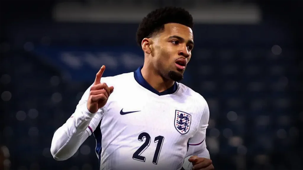 Ethan Nwaneri (England)